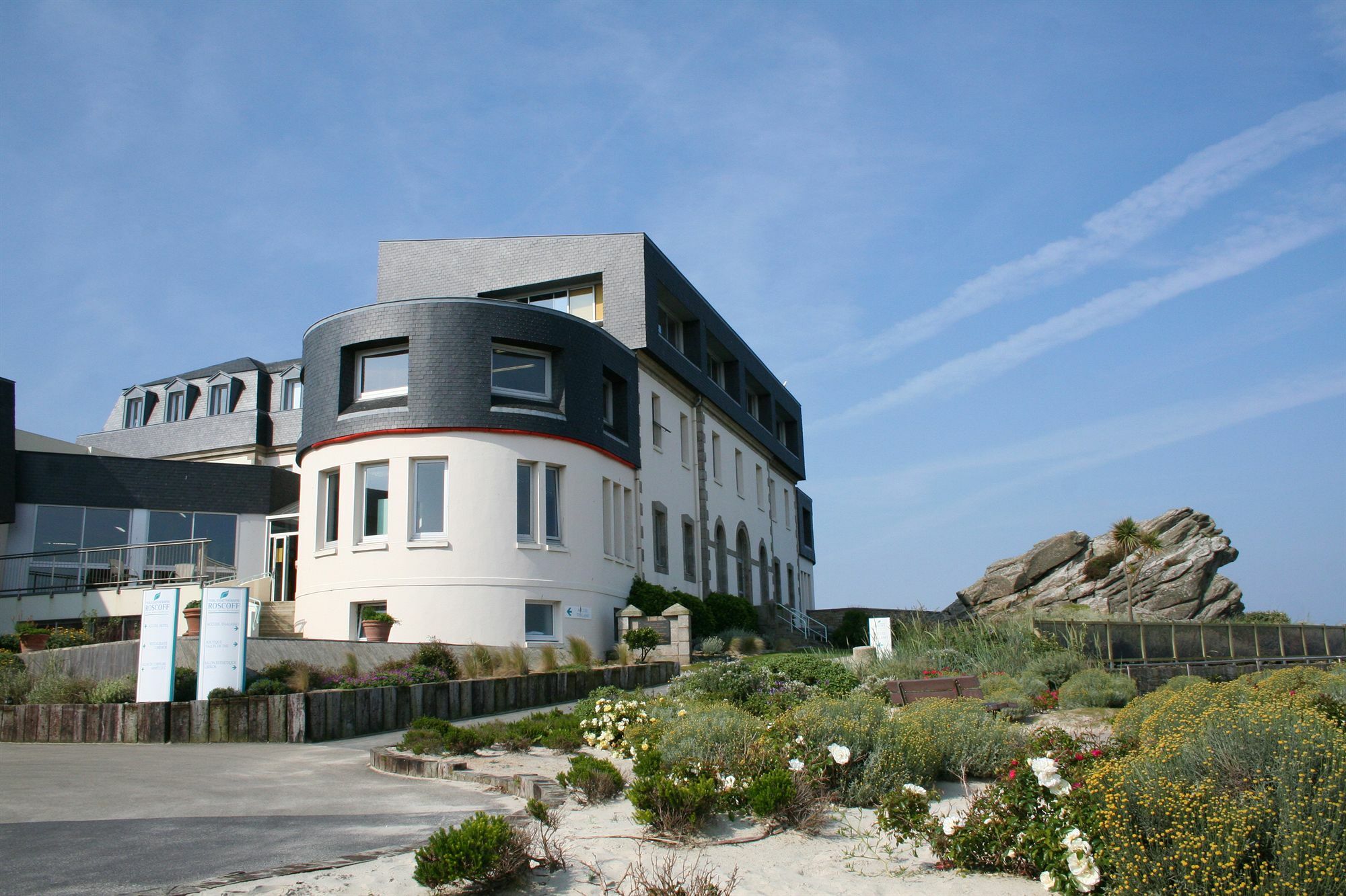 Hotel Valdys Thalasso & Spa - Beau Rivage Roscoff Exterior foto